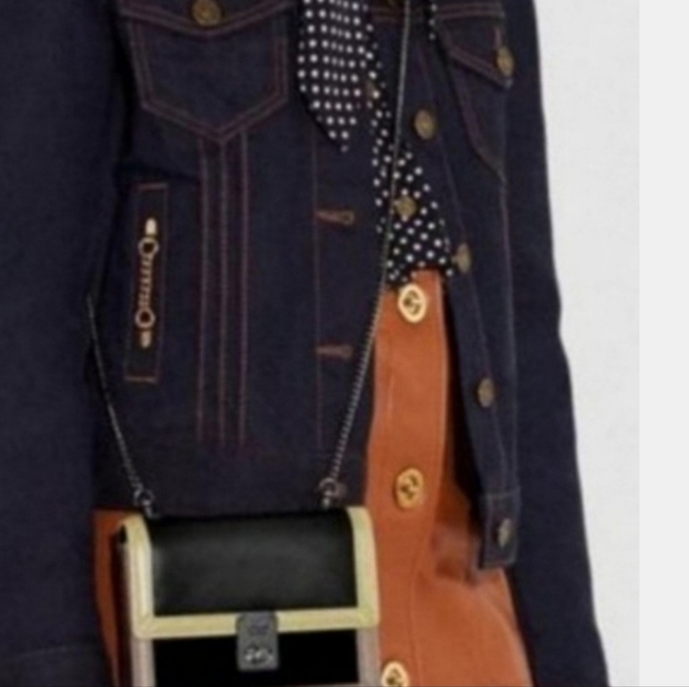 Coach Exclusive Retail Brand Hutton Belt Bag in Colorblock with coach  gift box.